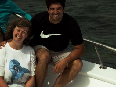 Mit Samir auf Delfin-Tour, 2010 (Foto: S. Gugeler)